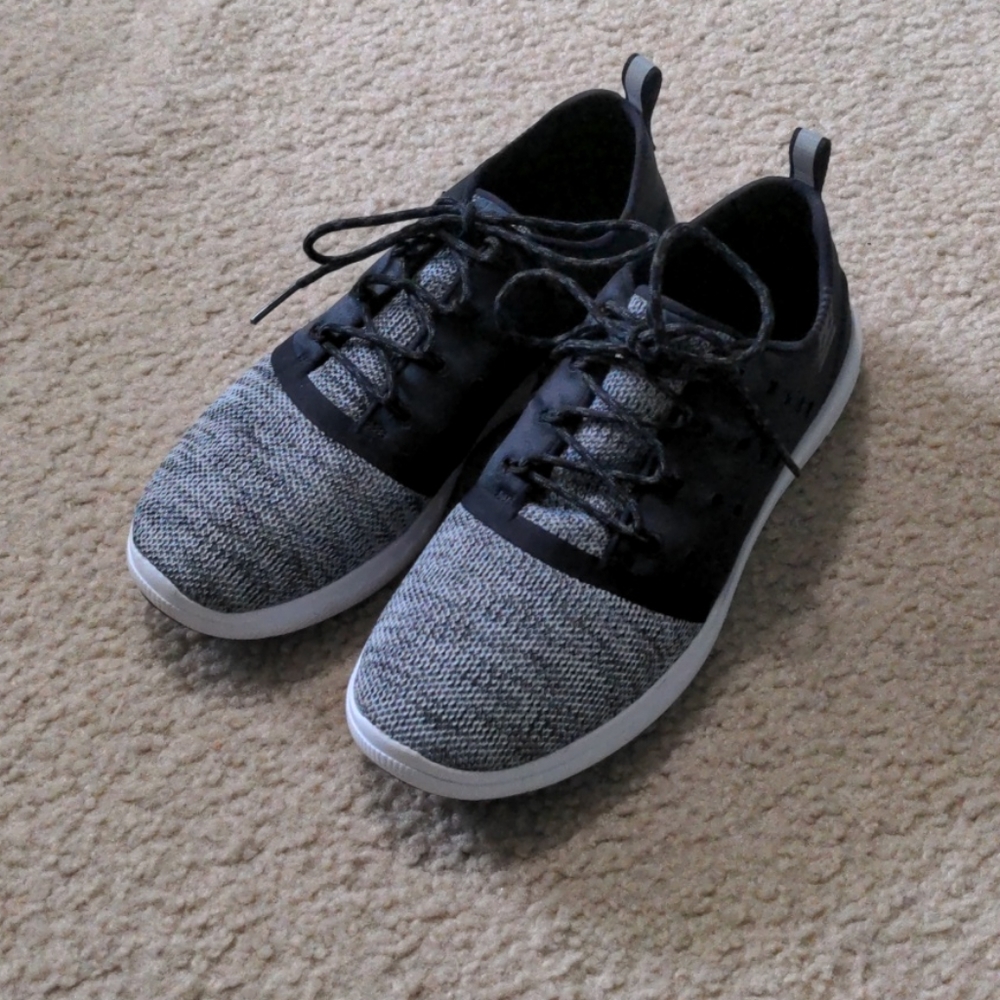 Under armour 24/7 charge shoes